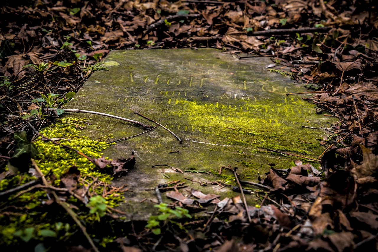 tombstone old old cemetery free photo