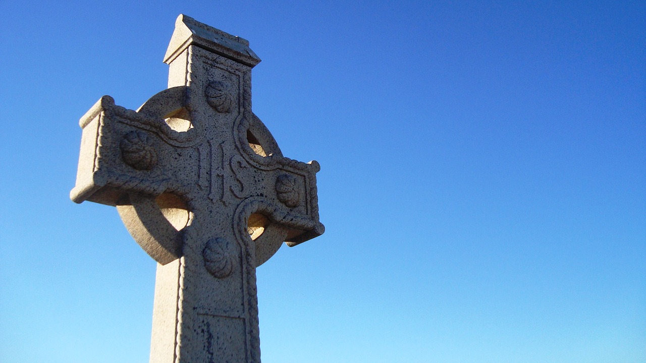 tombstone  christianity  cross free photo