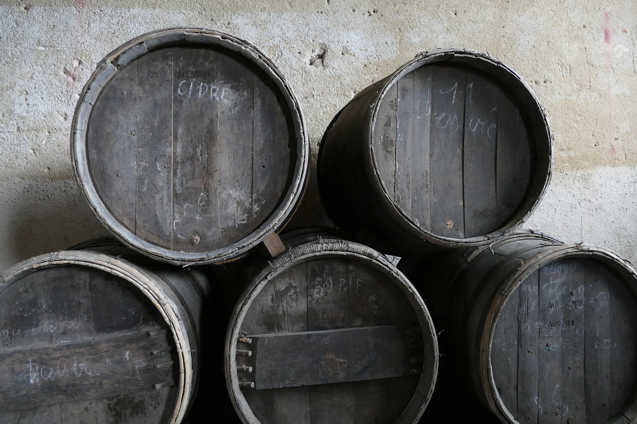 tons barrel wine free photo