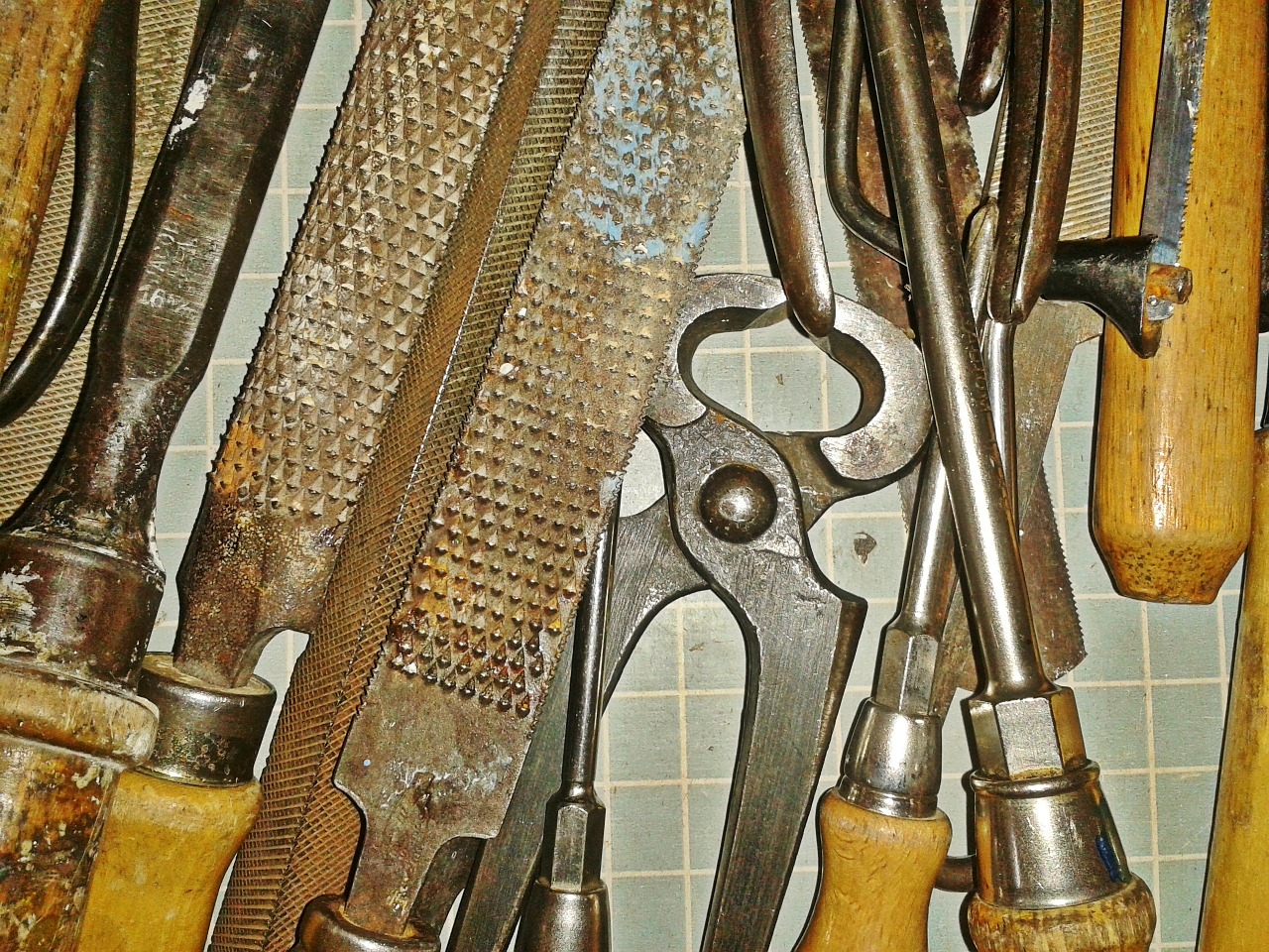 tool tool box pliers free photo