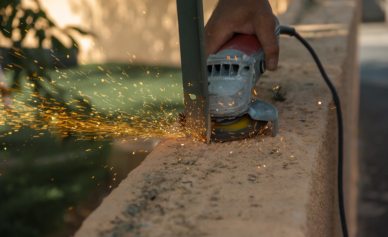tool grinder sparks free photo