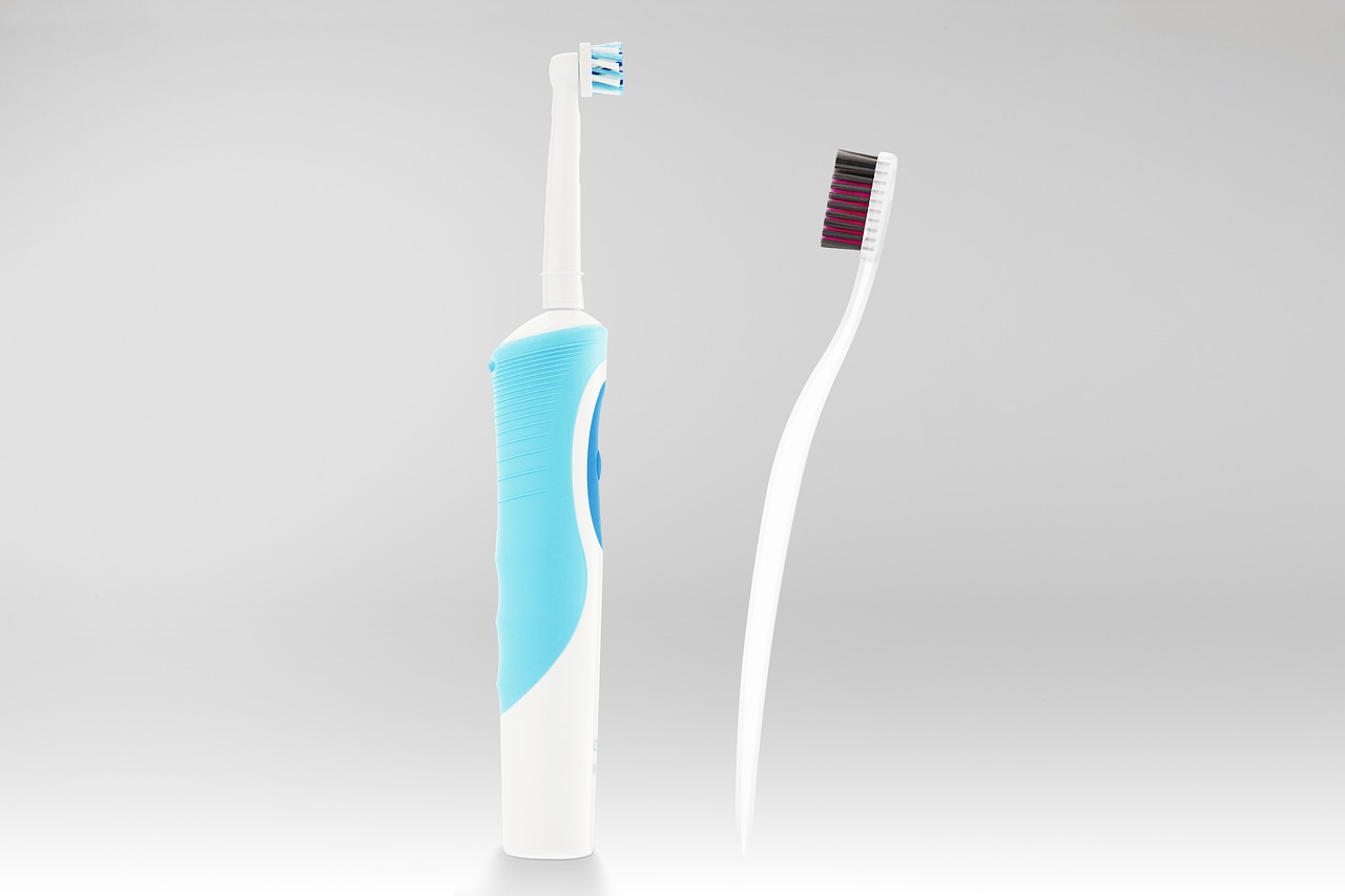 toothbrush dental hygiene electric toothbrush free photo
