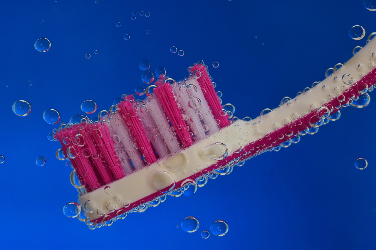 toothbrush blue clean free photo