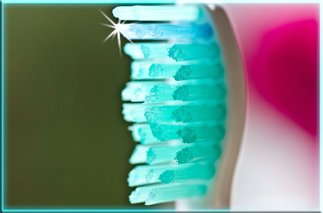toothbrush dental care hygiene free photo