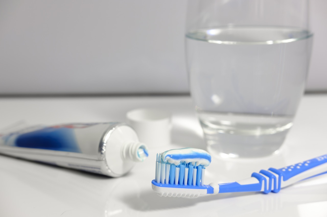 toothpaste toothbrush brushing teeth free photo