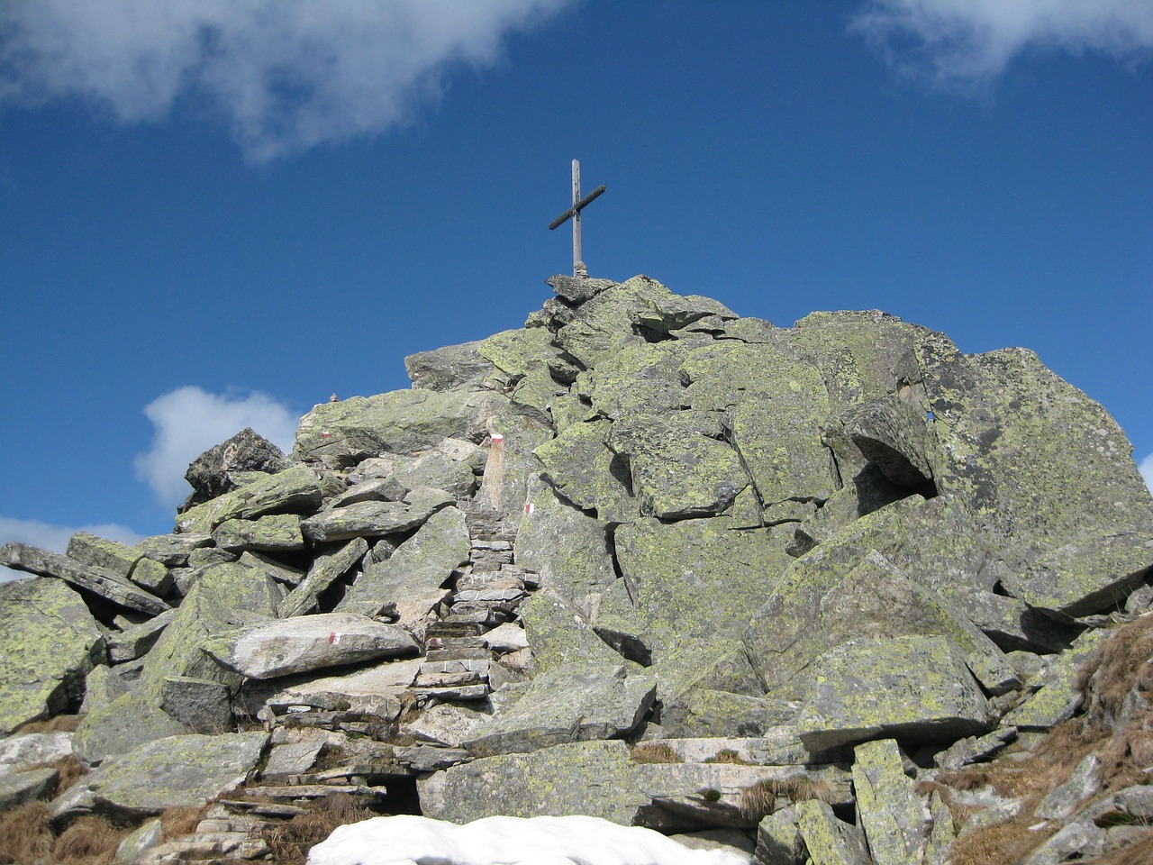 top of courage alpine summit free photo