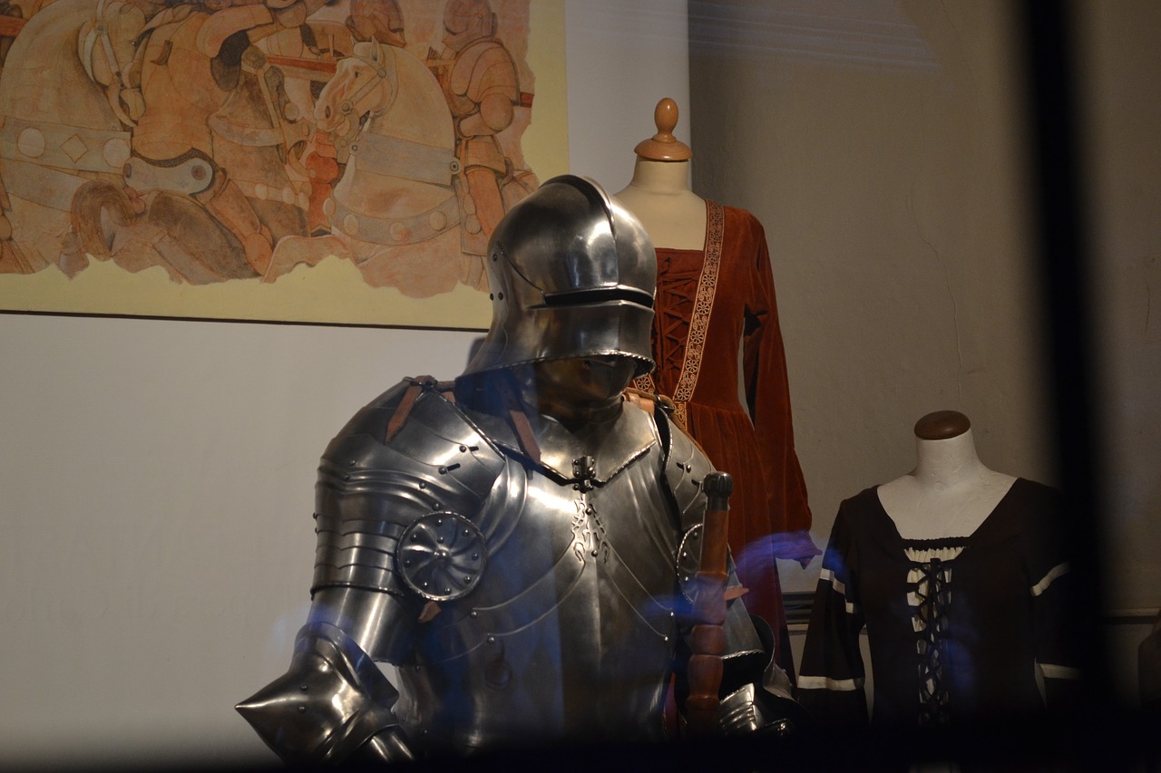 torino medieval village armor free photo