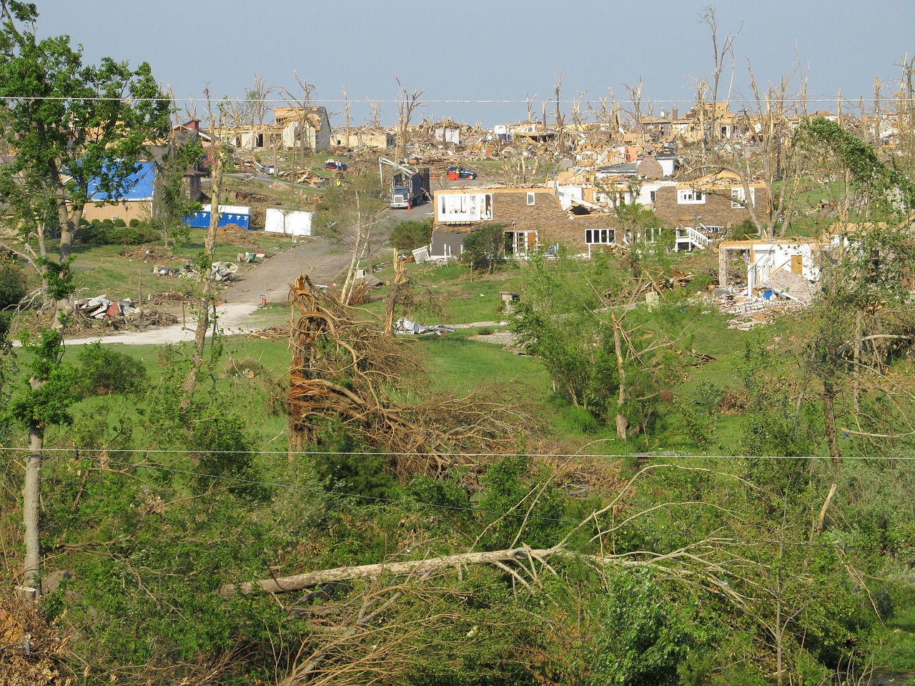 tornado destruction joplin free photo