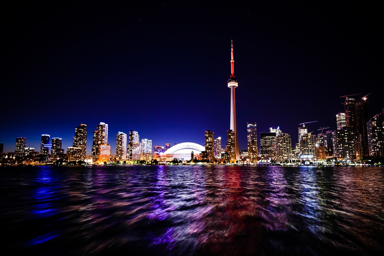 toronto city cn tower free photo