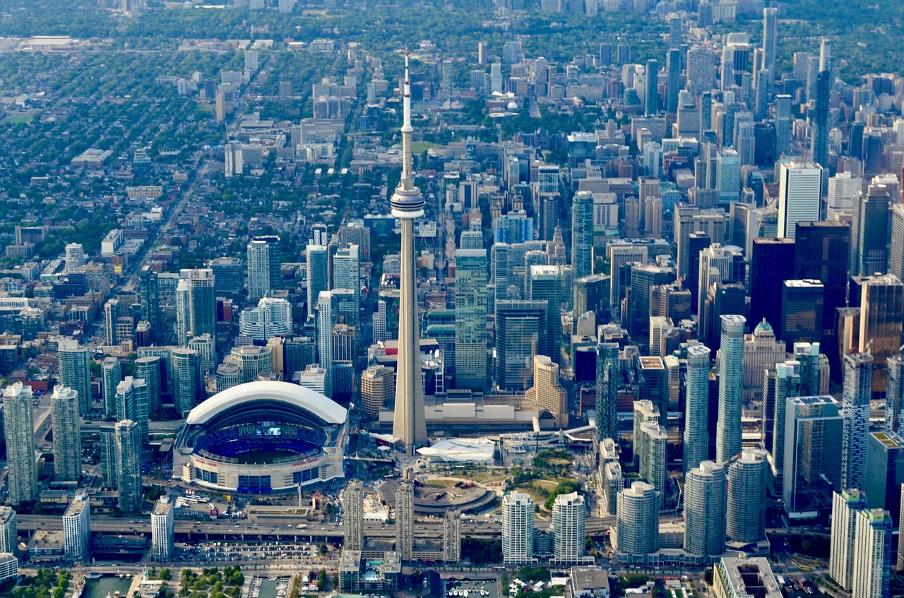 toronto skyline tower free photo