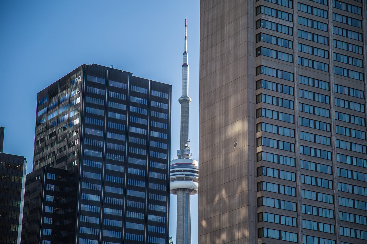 toronto cn tower canada free photo