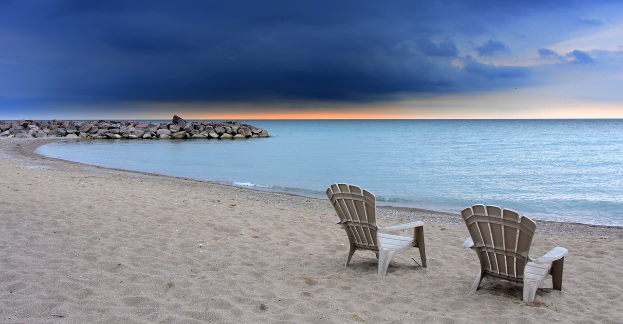 toronto  beach  chairs free photo