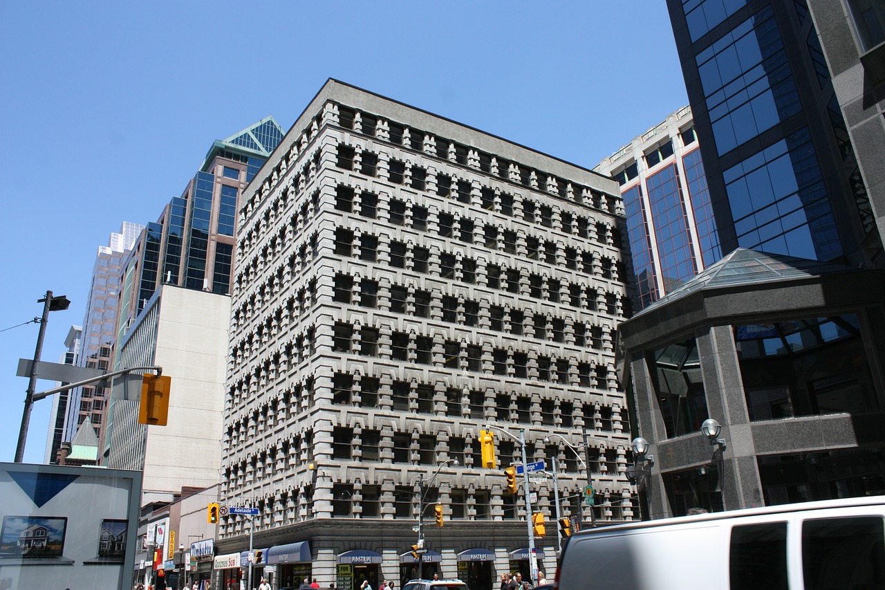 toronto building downtown free photo