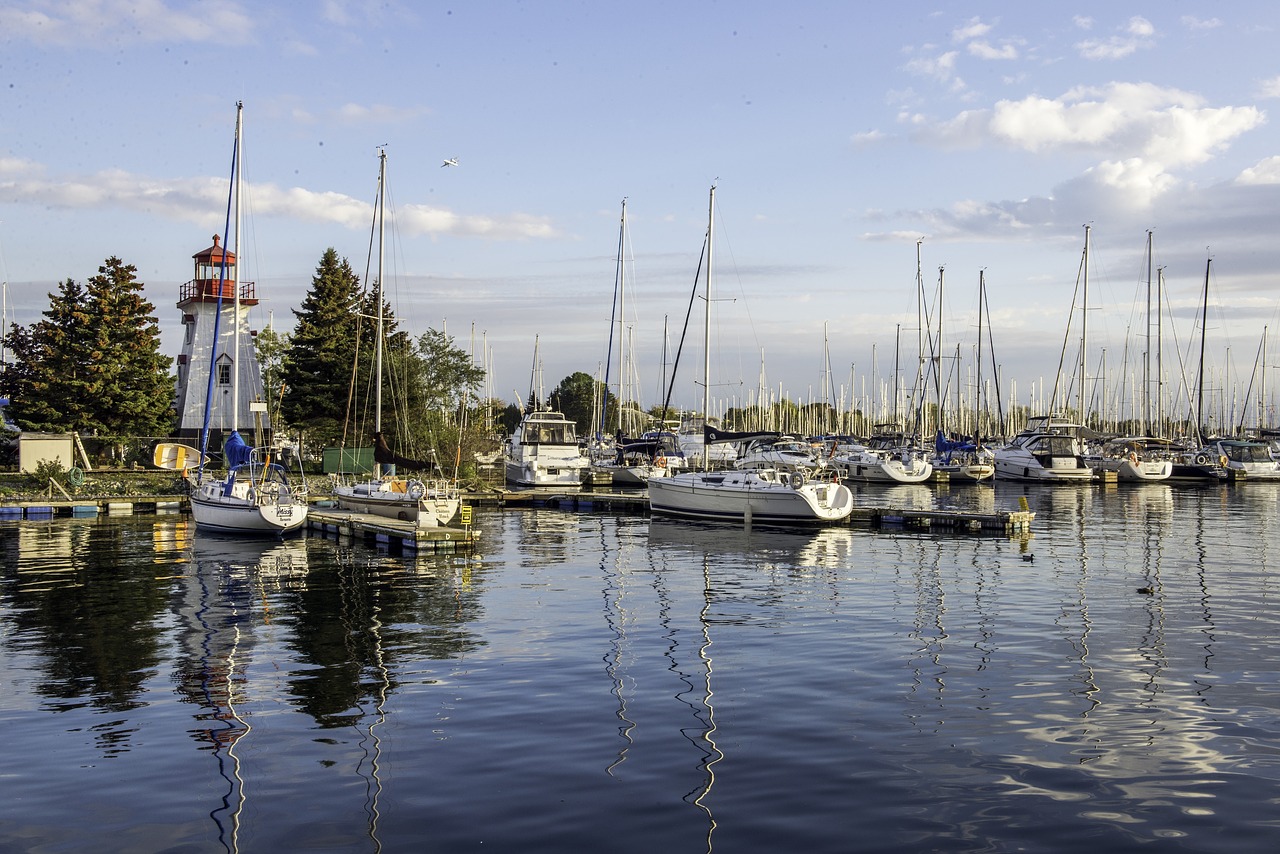 toronto  lake ont  skies free photo