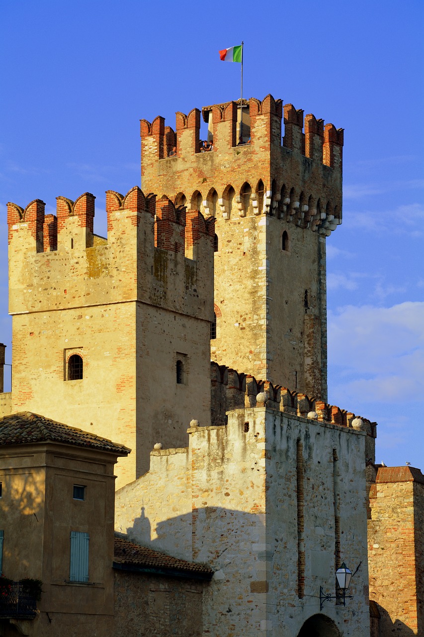 torre  castle  walls free photo