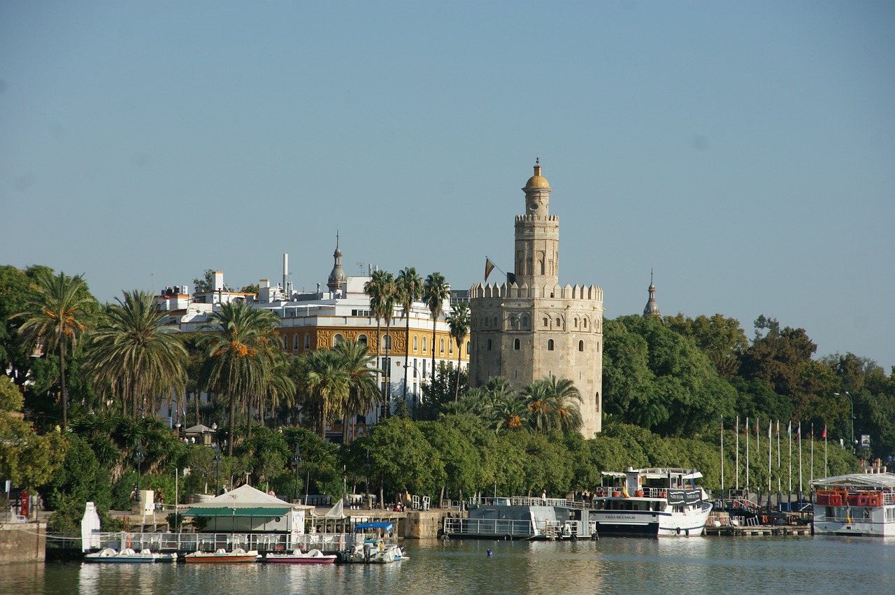 torre oro seville andalusia free photo