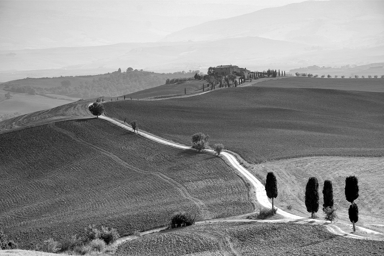 toscana landscape tuscany countryside free photo