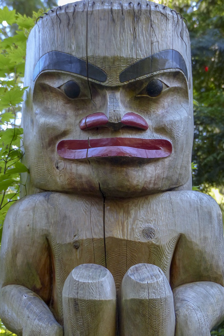 totem  face  native free photo