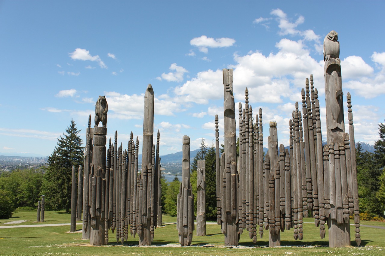 totem poles totem burnaby mountain free photo