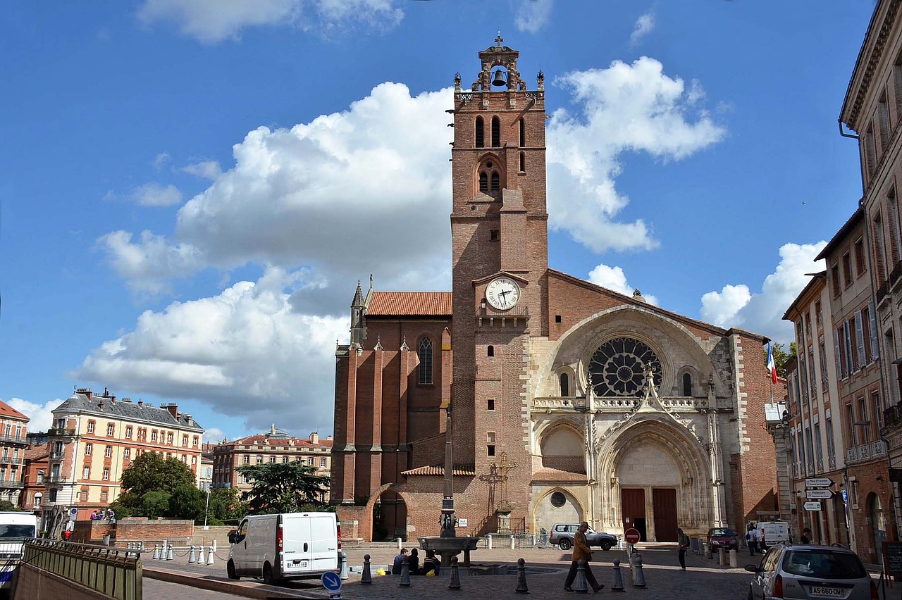 toulouse cathedral saint etienne place free photo