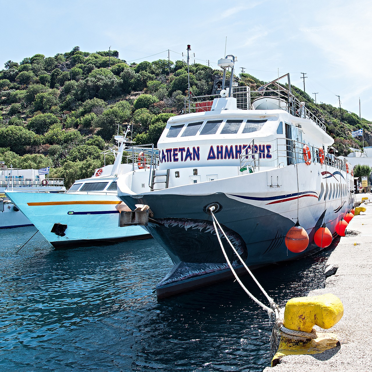 tourism holiday ships water free photo