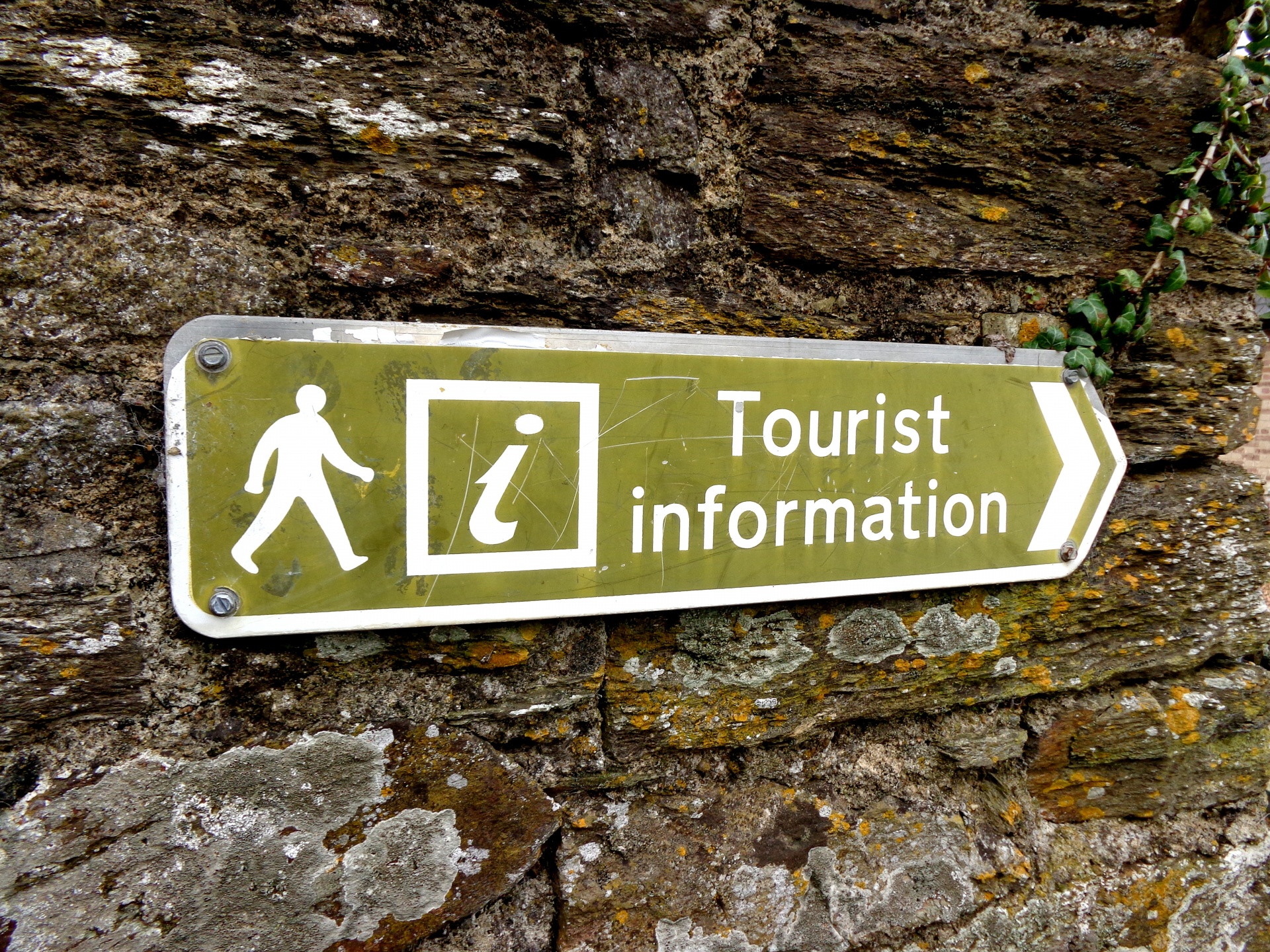 Information signs. Туристические таблички. Интересные таблички. Вывеска турист. Tourist табличка.