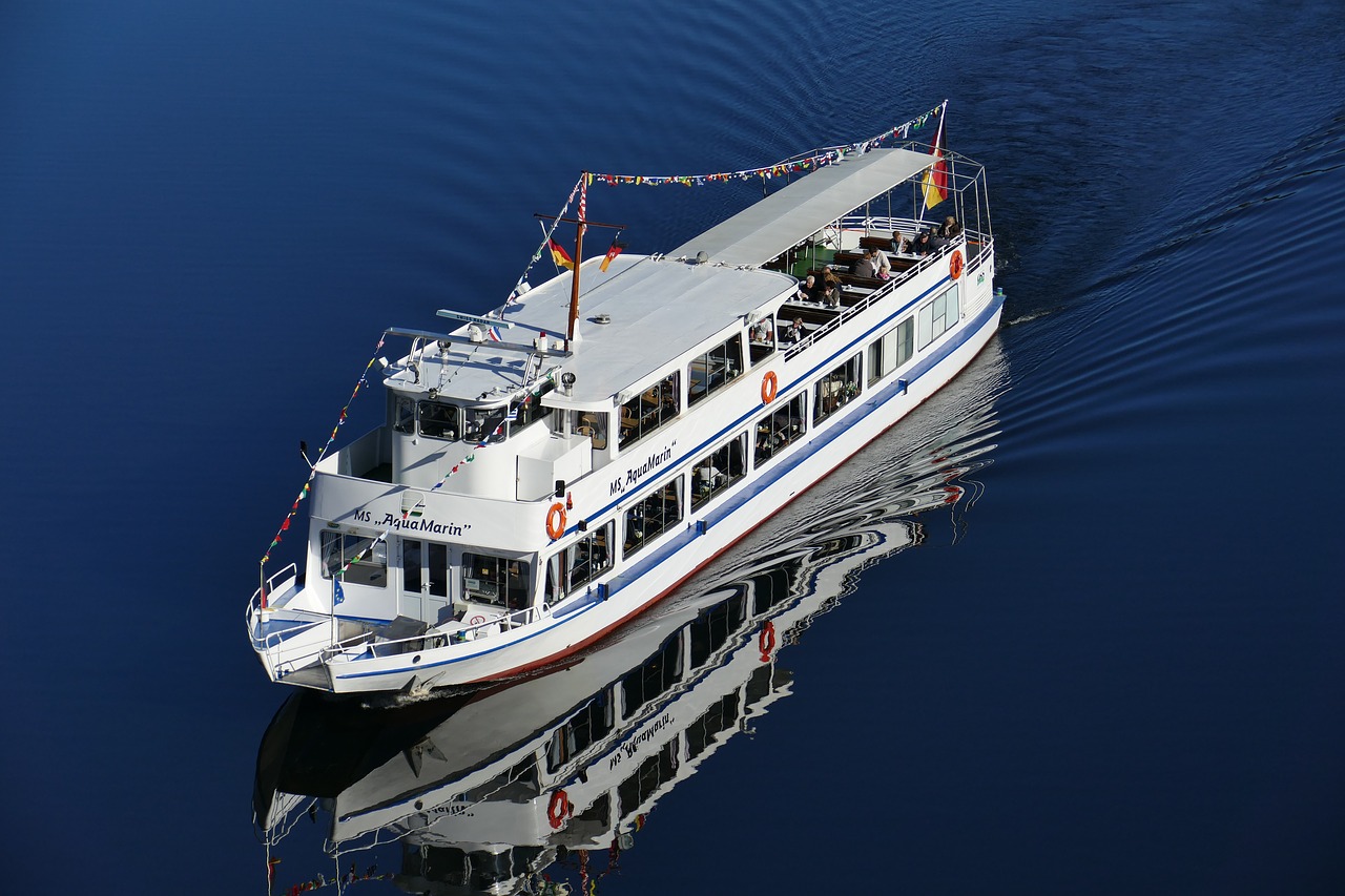 tourist ship oker water free photo