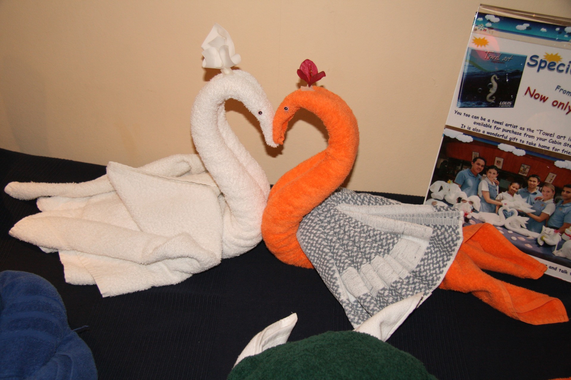 towel swan towel swan free photo