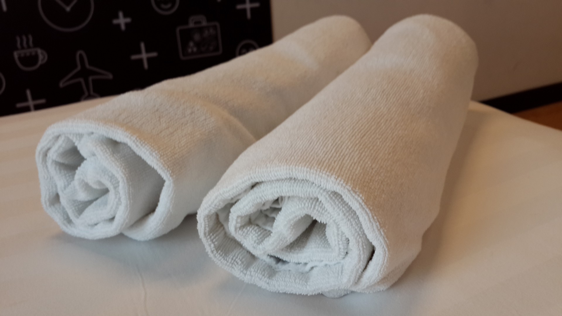 towels rolled towels white towels free photo