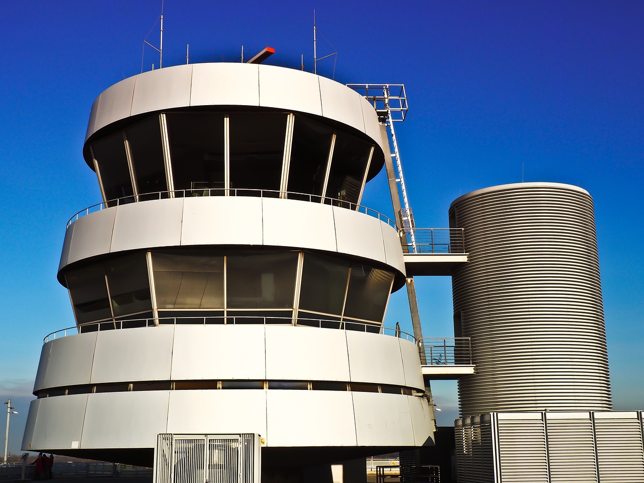 tower air traffic control flight control free photo