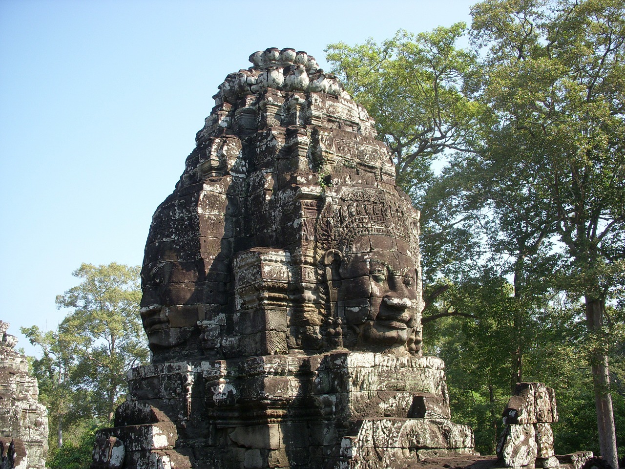tower ankor wat cambodia free photo