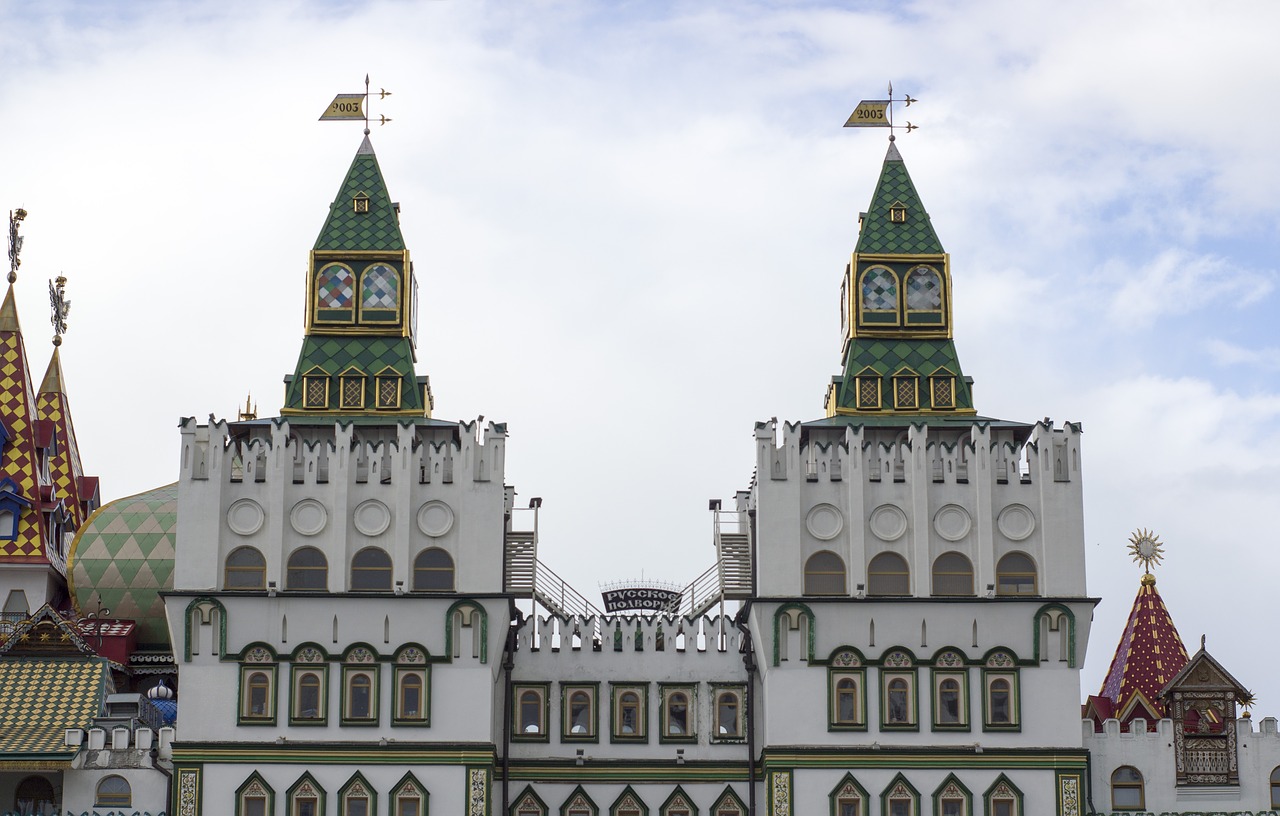 tower the izmailovo kremlin moscow free photo