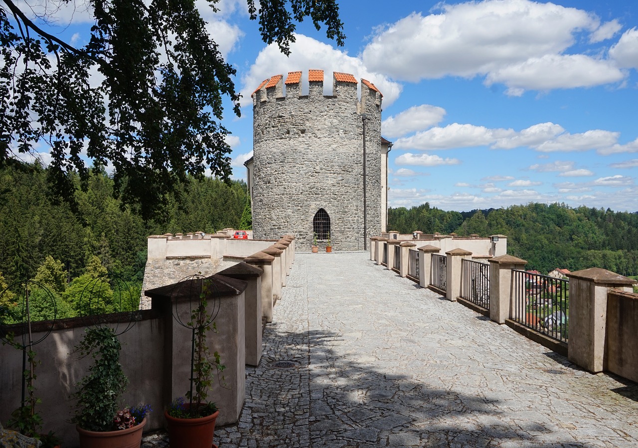 tower  castle  czechia free photo