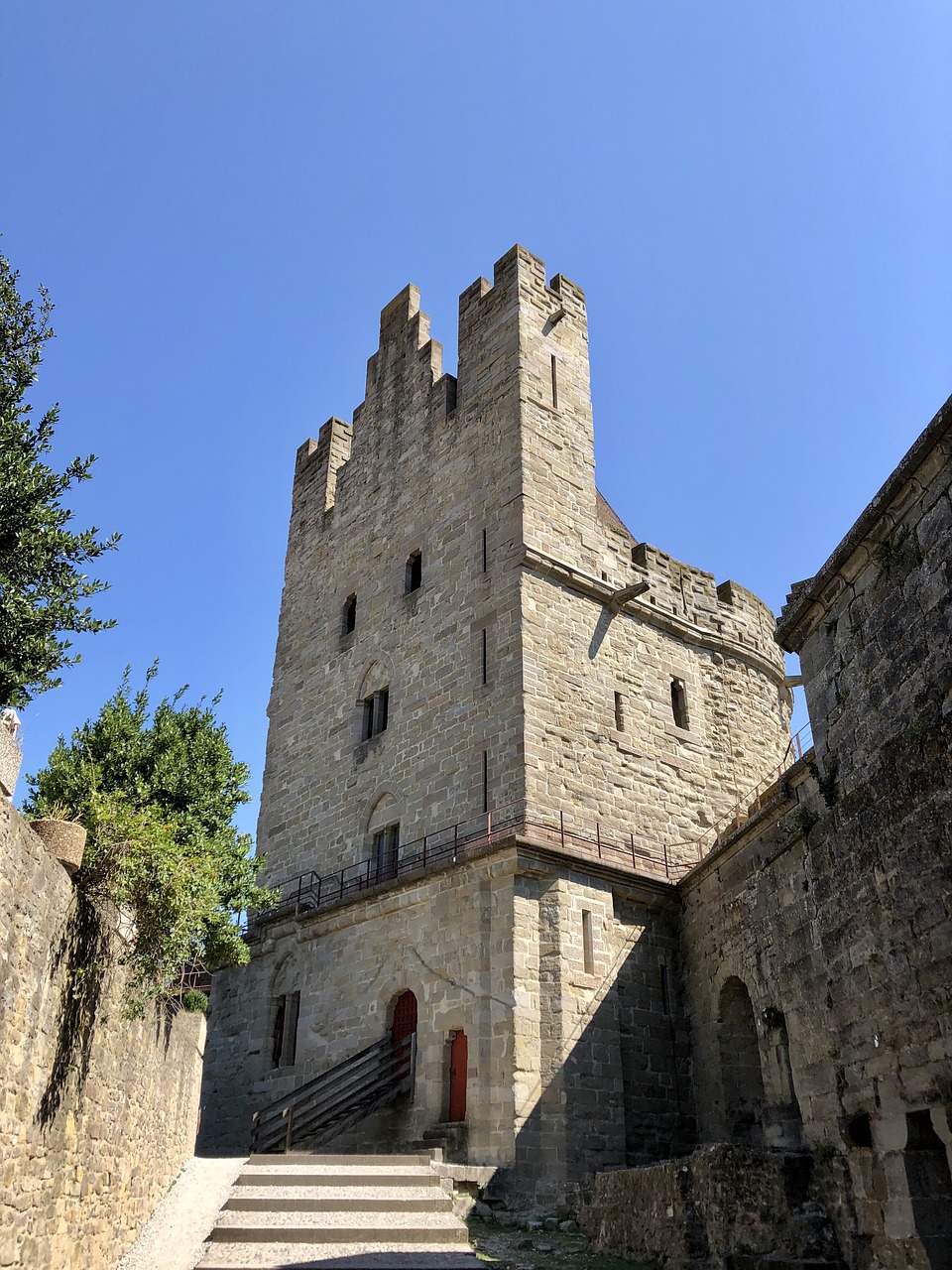 tower  medieval  pierre free photo