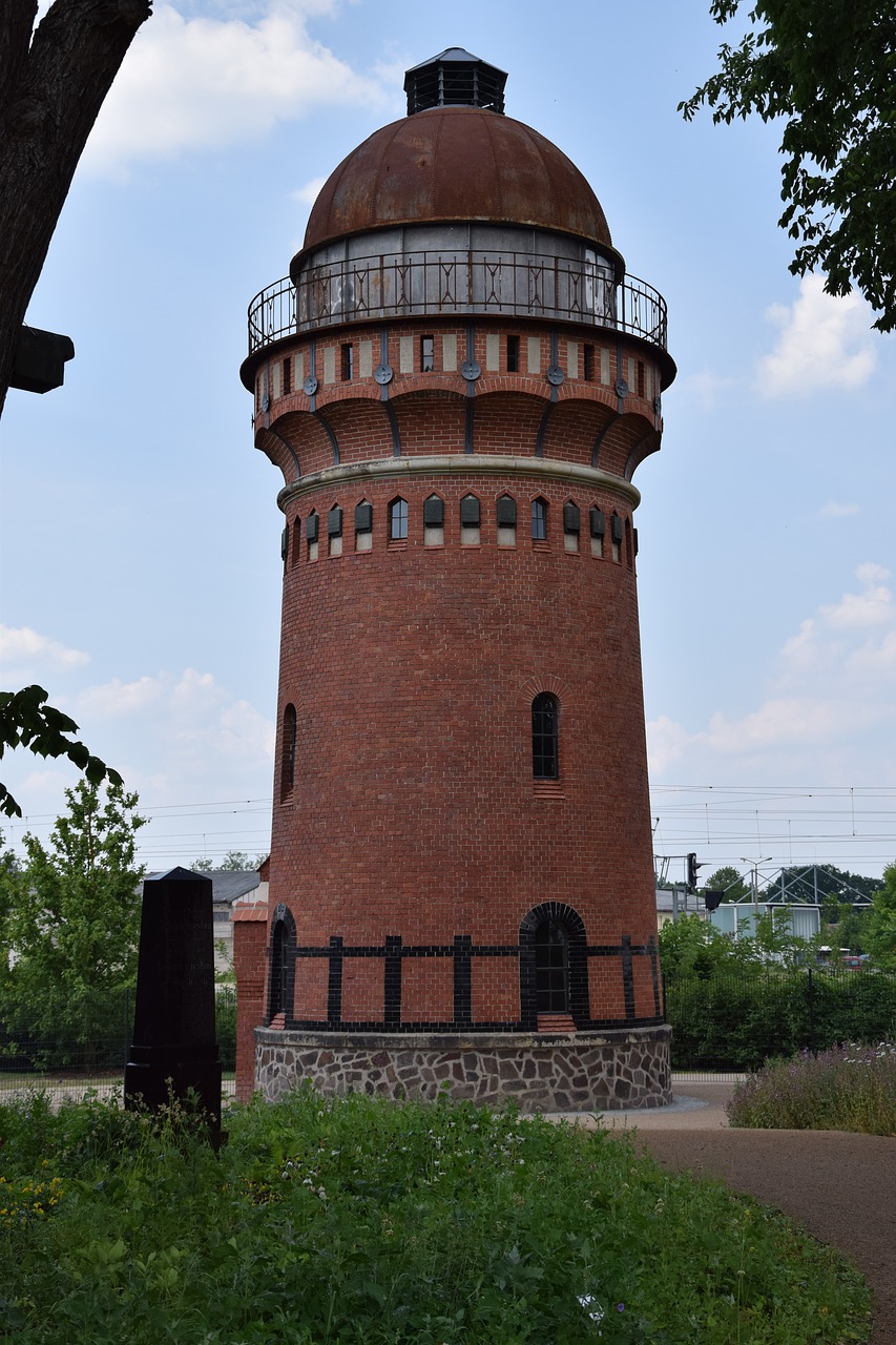 tower  water  architecture free photo