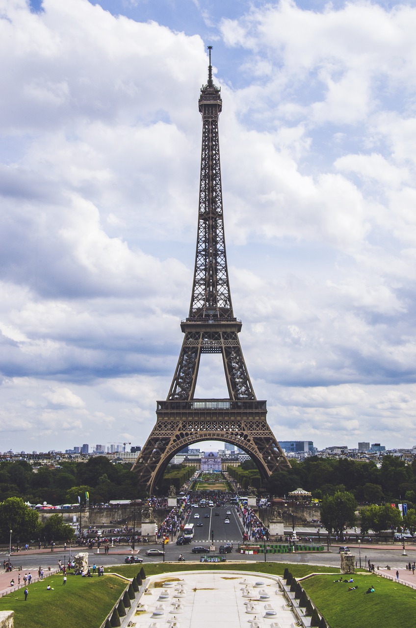 tower  paris  climate free photo