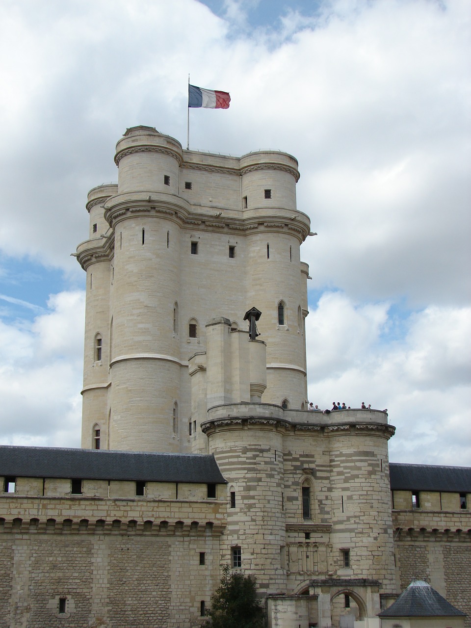 tower vincennes castle free photo