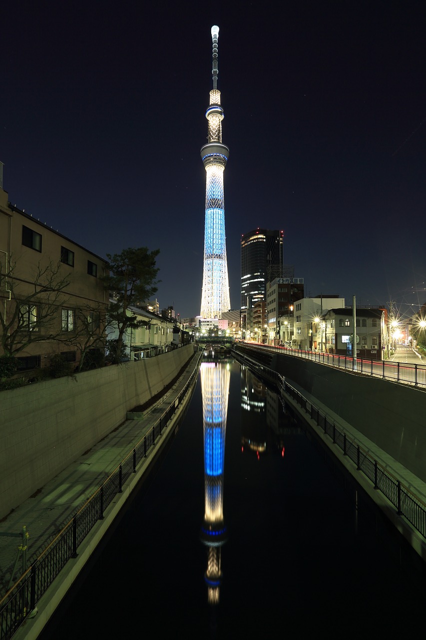 tower city canal free photo