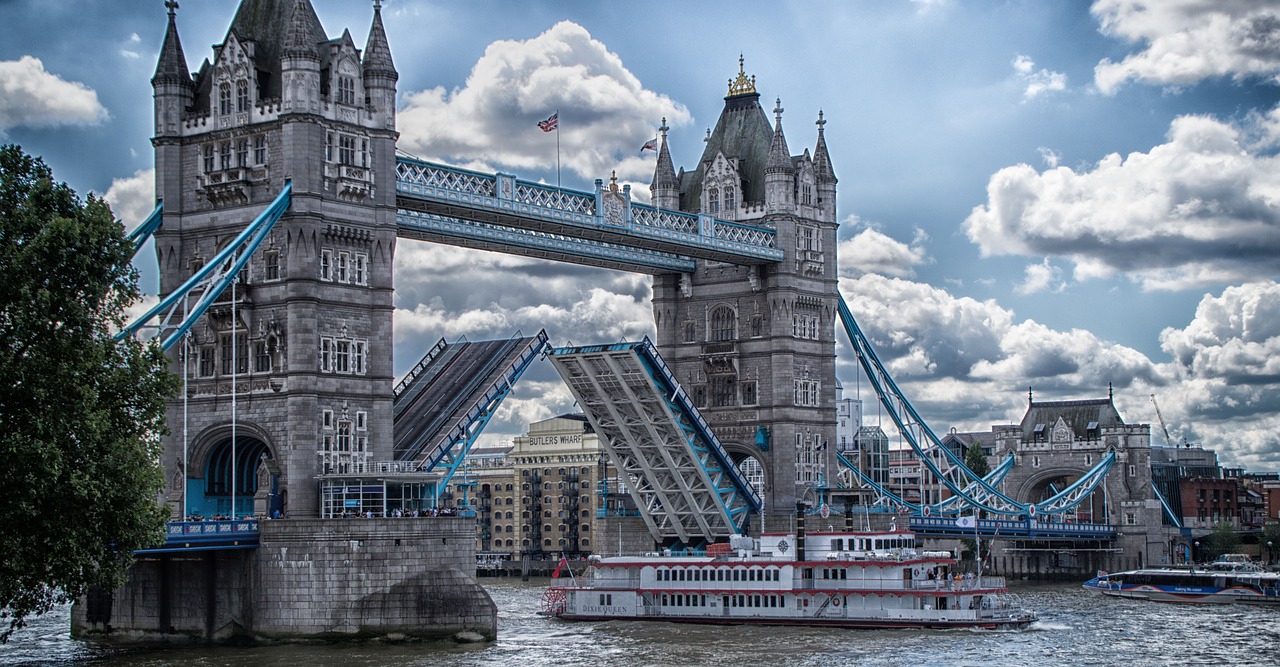 tower bridge bridge england free photo