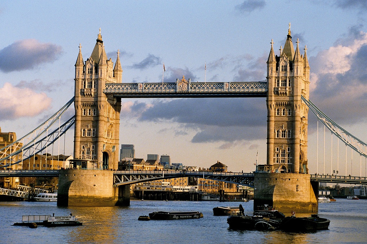 tower bridge thames river free photo