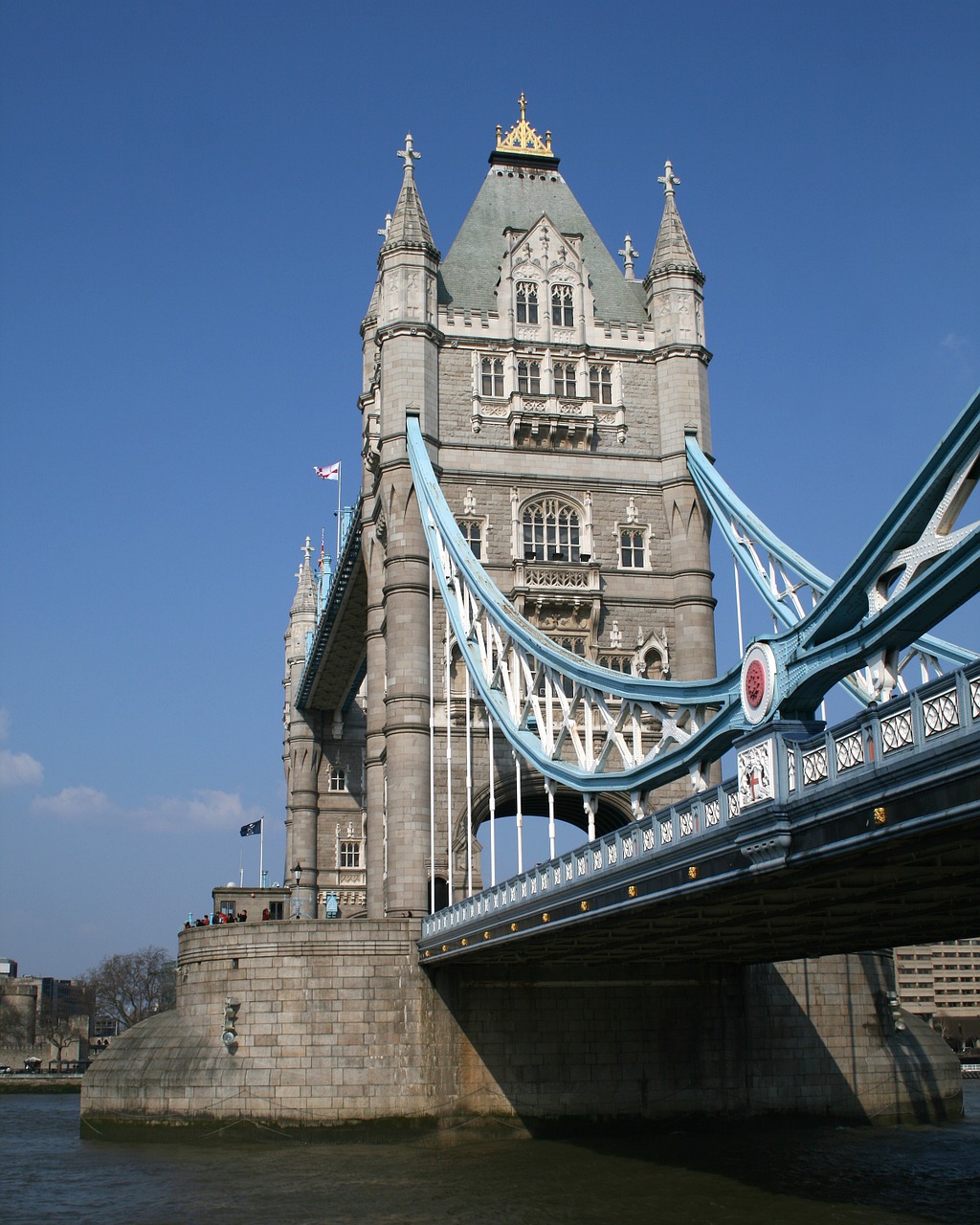 tower bridge river level free photo