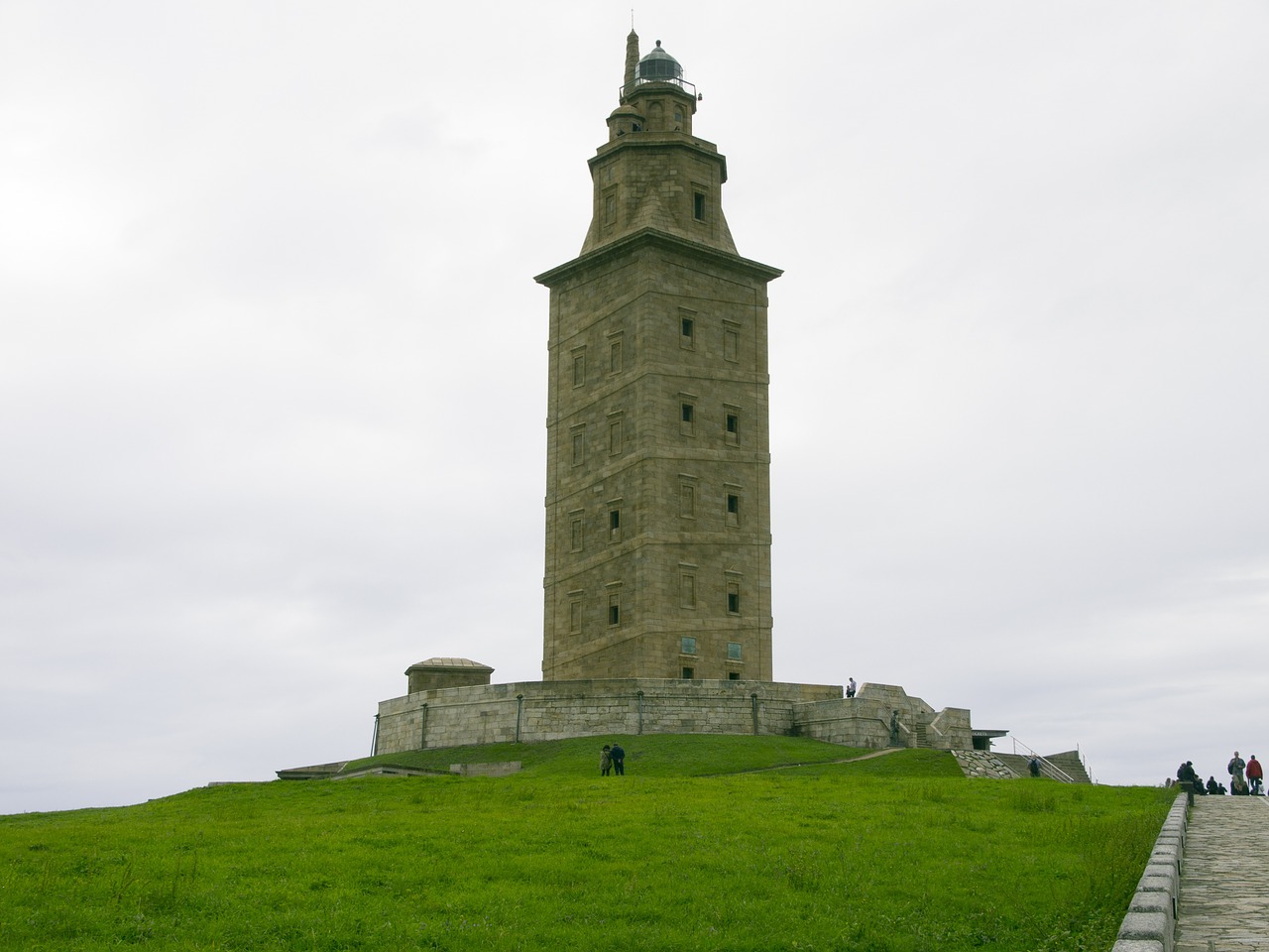 tower of hercules coruña field free photo