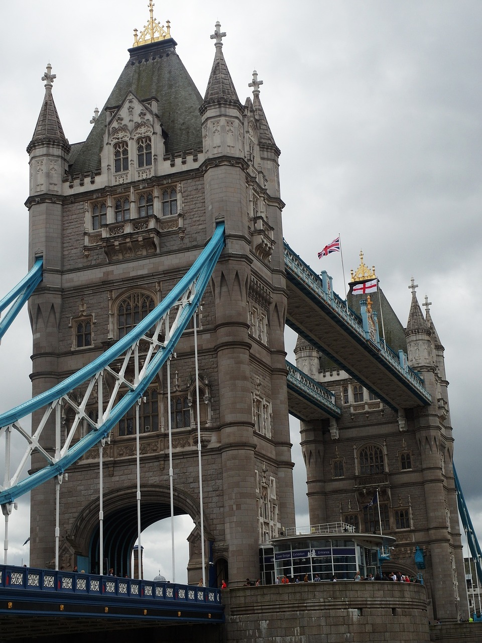 towerbridge london united kingdom free photo