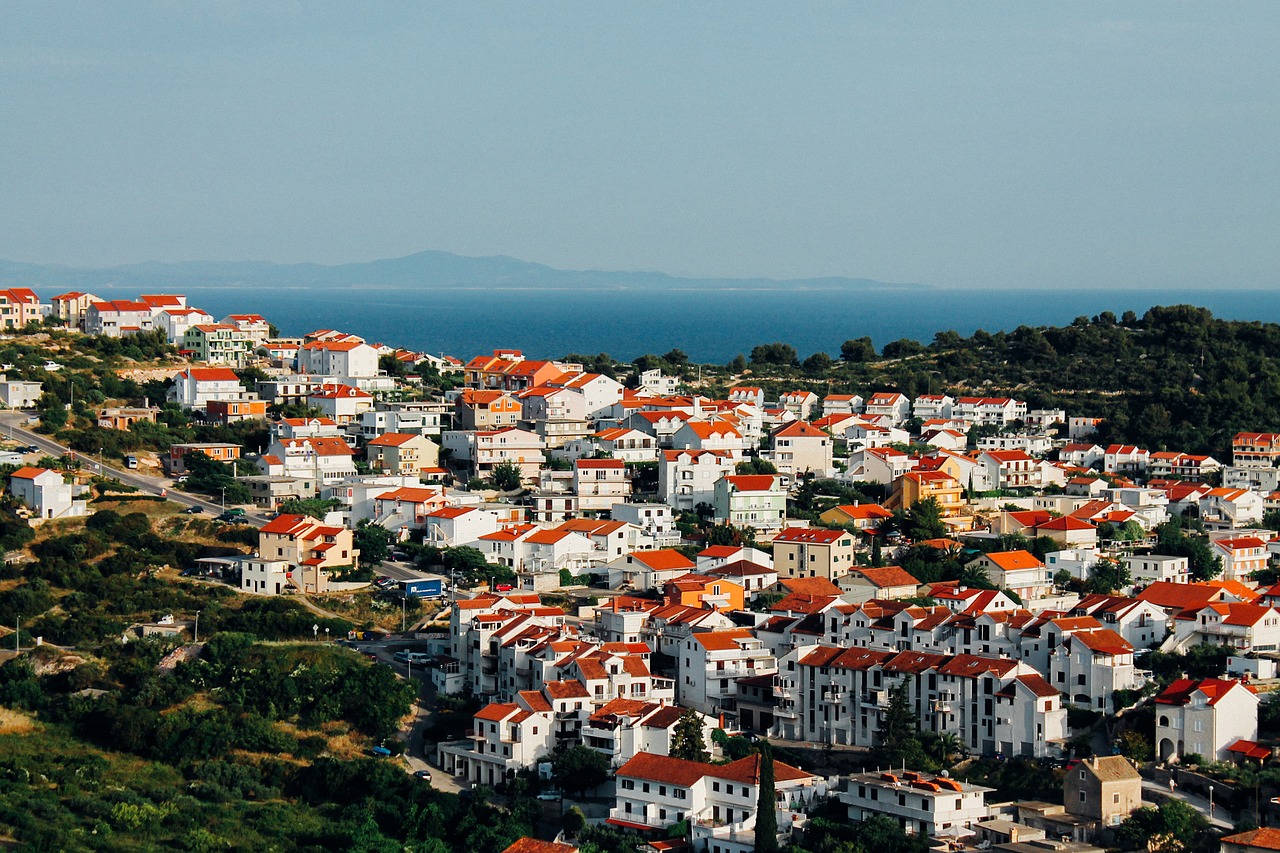 town residential buildings free photo