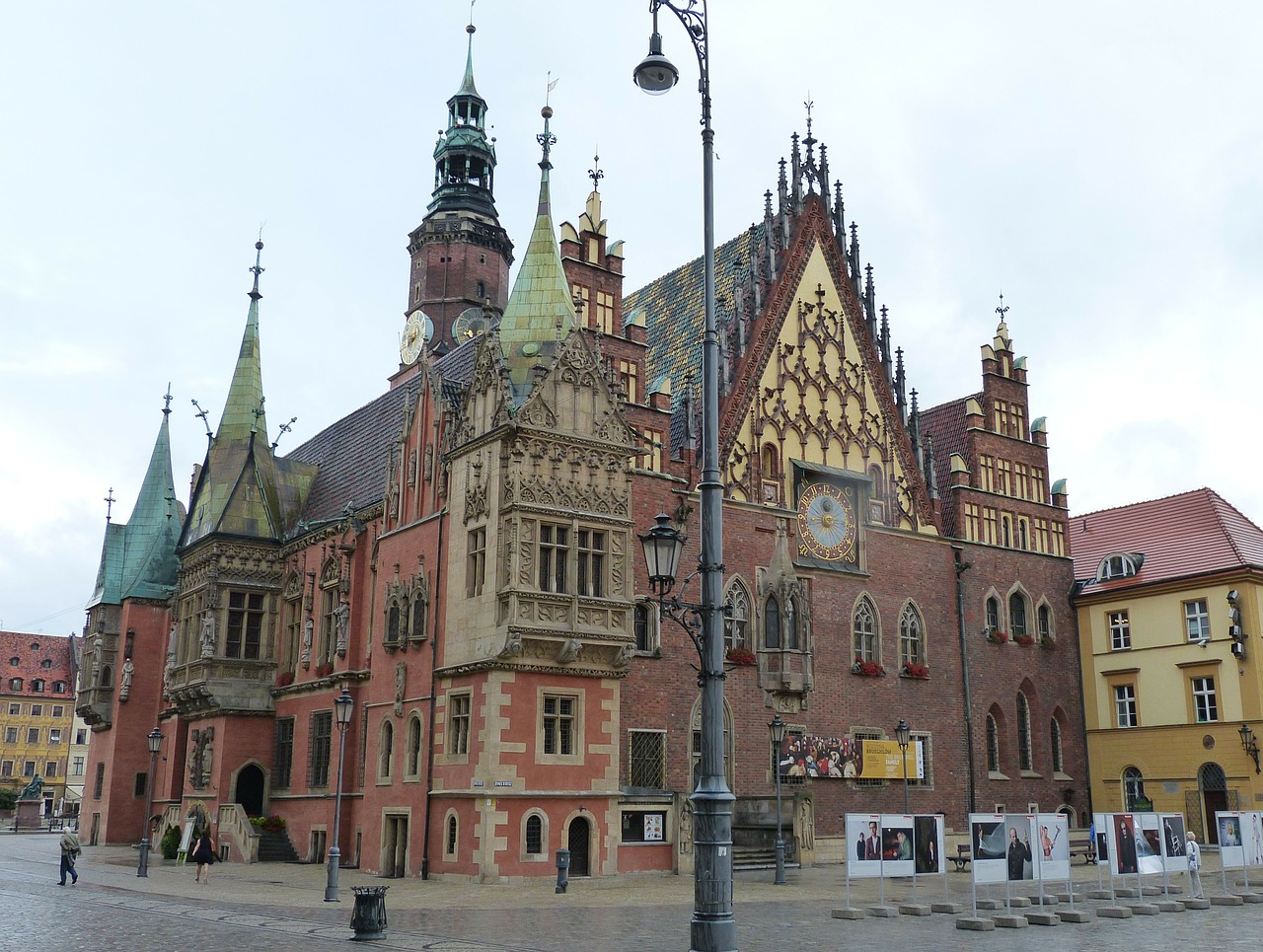 town hall wroclaw poland free photo