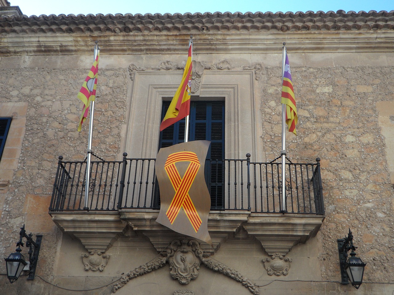 town hall manacor flags free photo