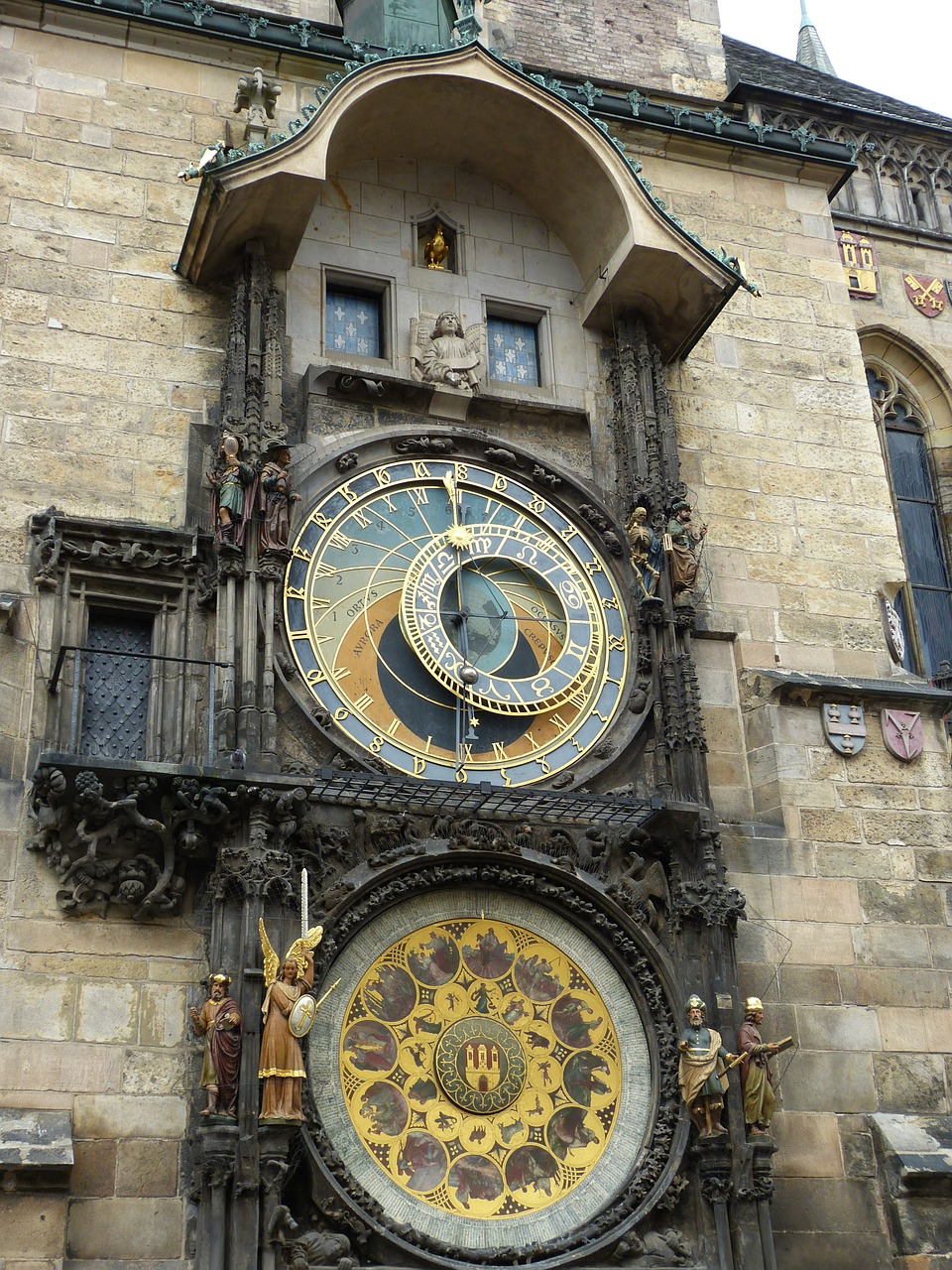 town hall prague clock free photo