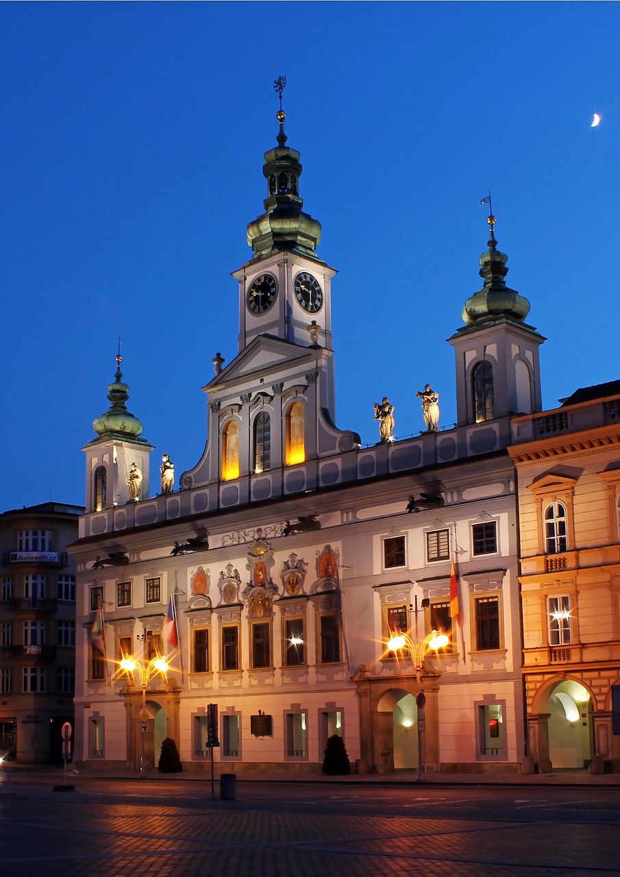 town hall budějovice czech budejovice free photo