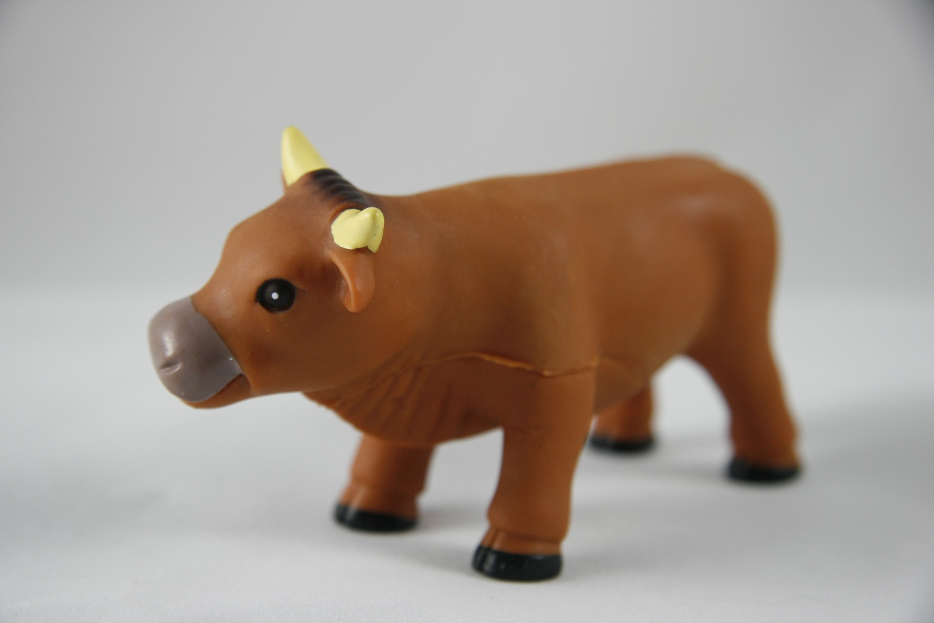 toy bull farm free photo