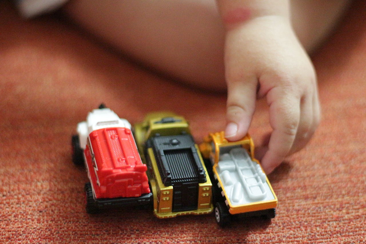 toy car child's hand game free photo